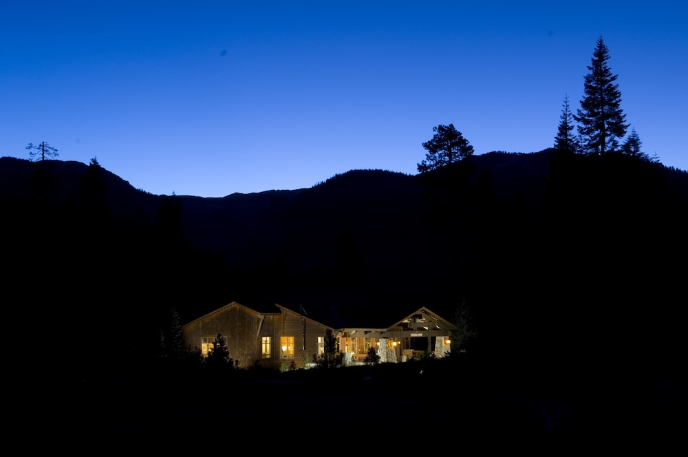 Wuksachi Lodge - Property Image 3