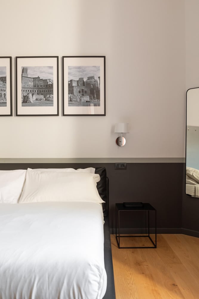 Stunning Rose Trastevere Apartment