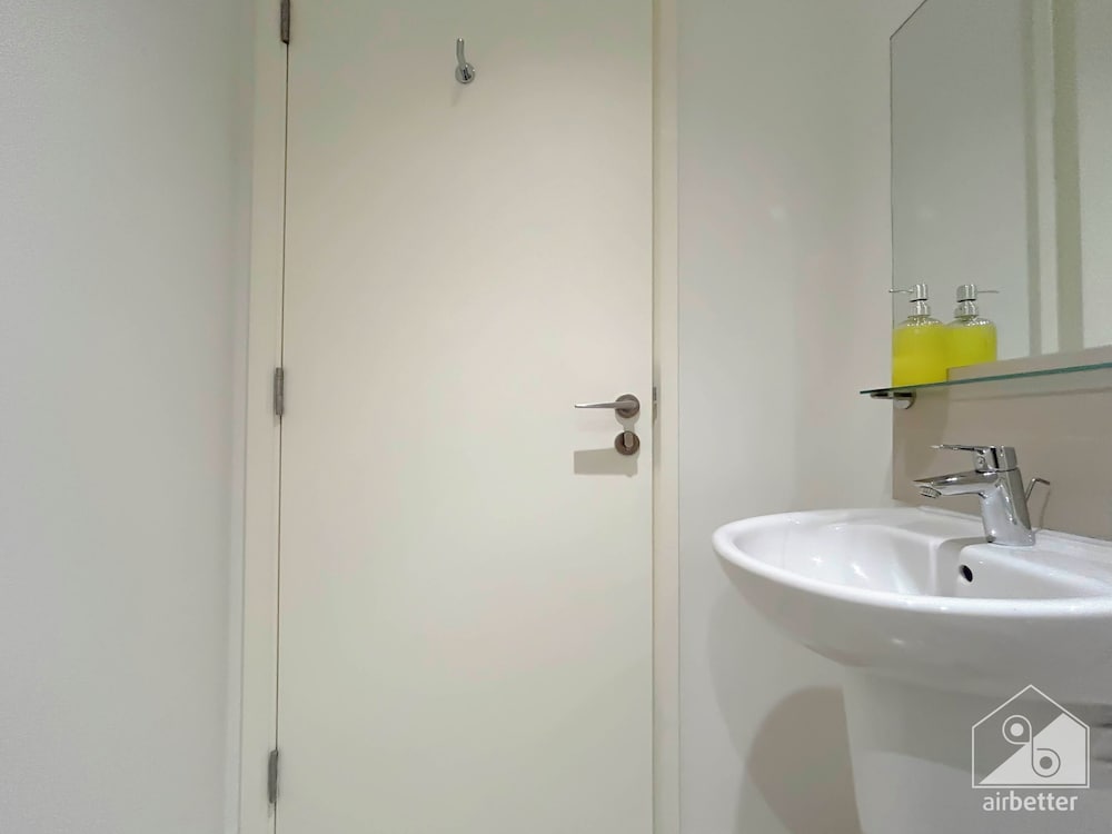 Luxurious 4B Balcony & Views Burjcrown Downtown
