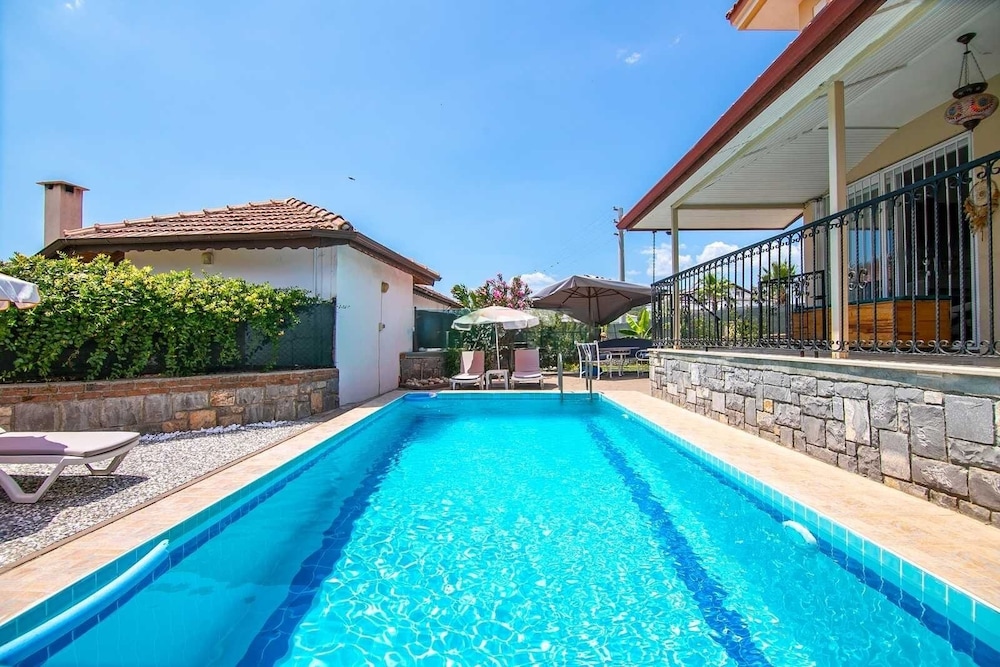 Villa Palm
