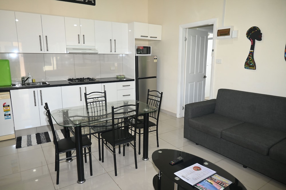 New Door Apartments - Image 5