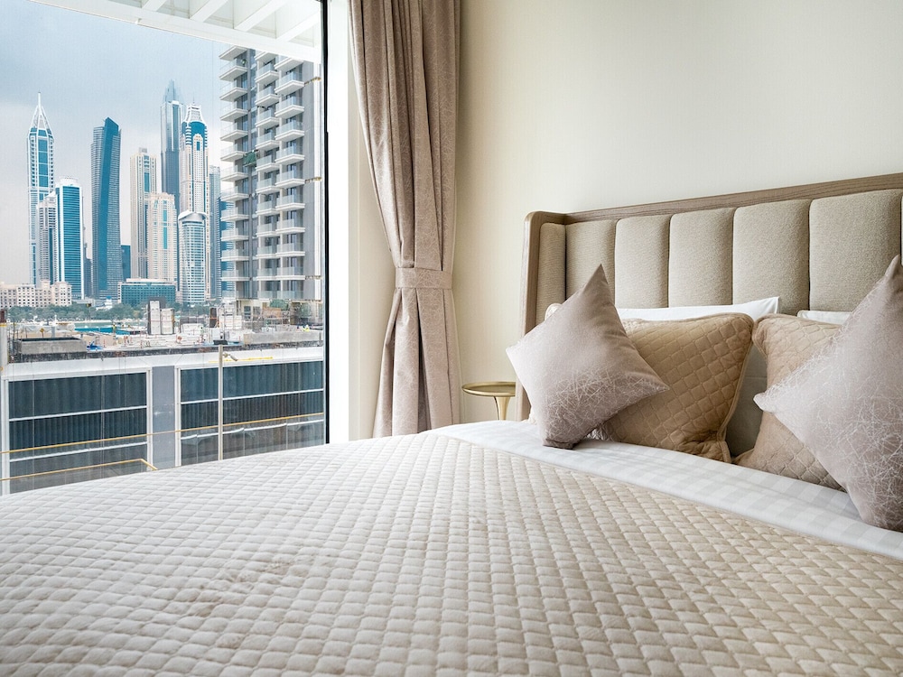 Easygo-luxury Beachfront 1bdr Grand Bleu