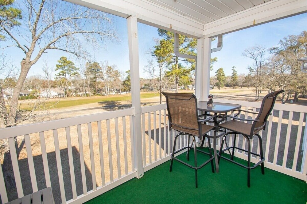 Waterway Village 3i 2 Bedroom Condo