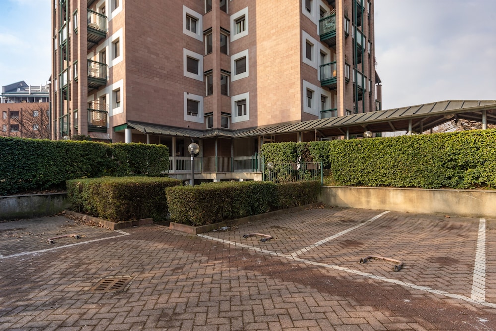 Torino Garden Apartment view 4