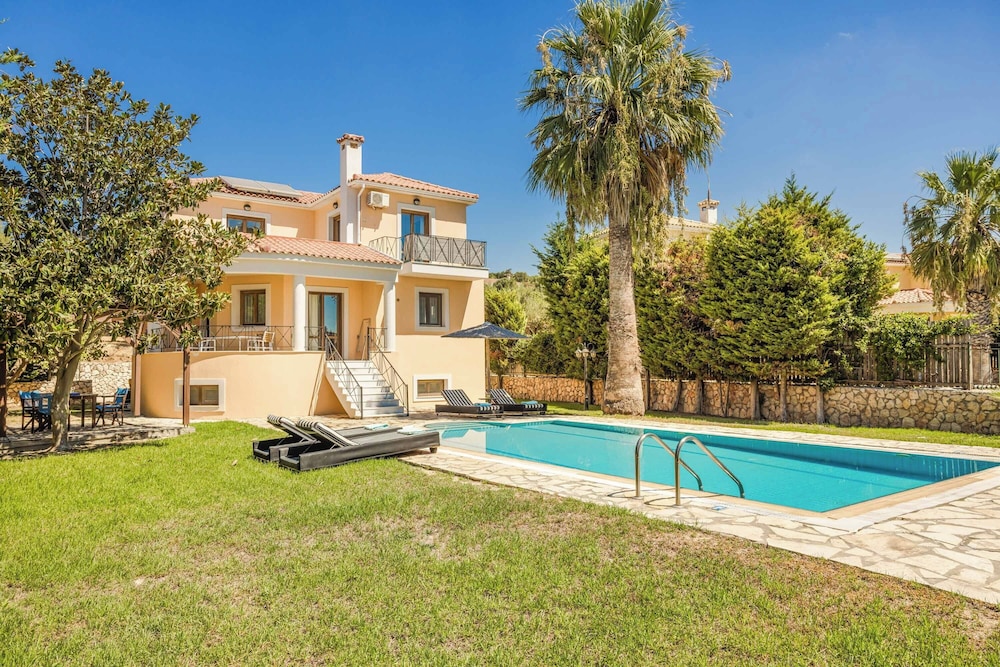 Villa Sarlata Sea View