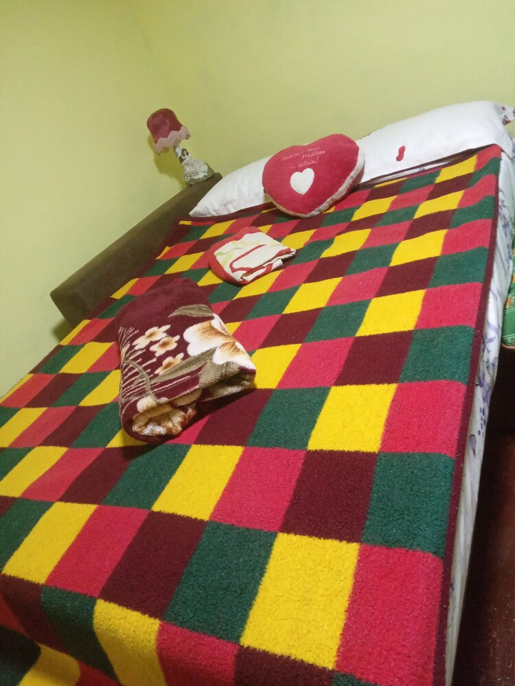Room in Guest Room - Cozy Rural Retreat in Roşia Montana view 5