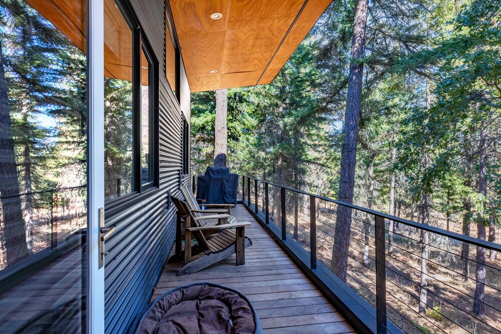 Happenstance Vineyards 2 Bedroom Home