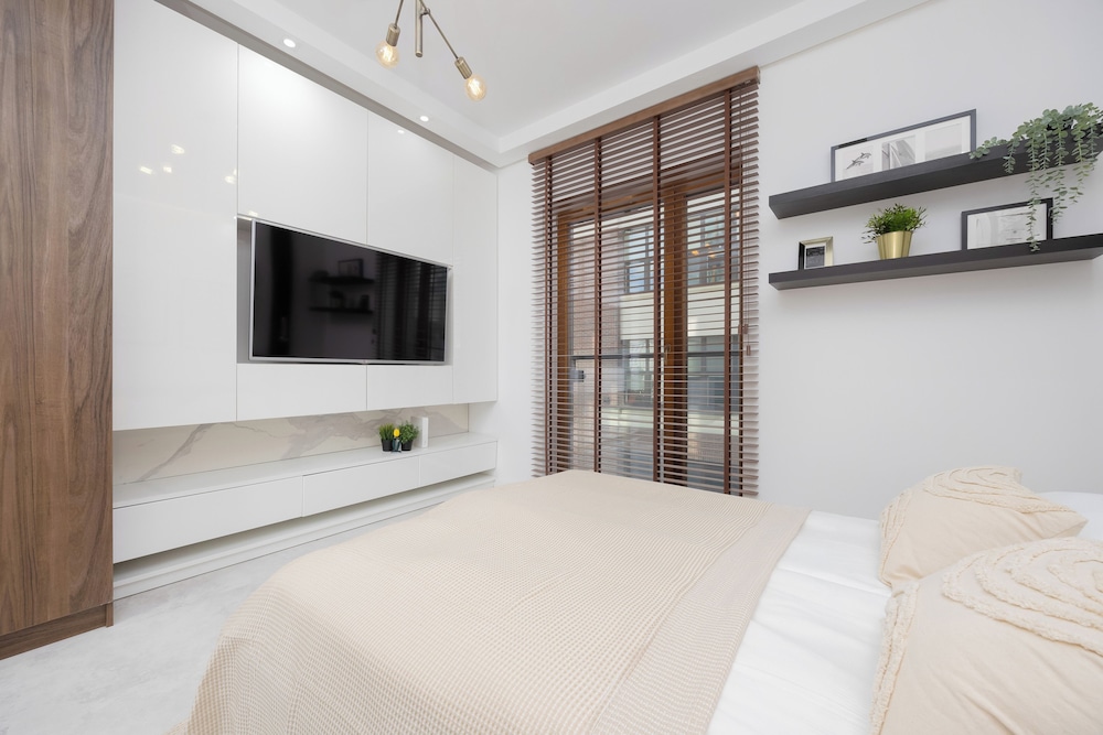 Pawia Studio Warsaw by Renters view 3