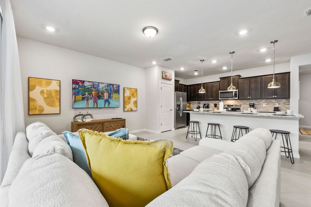 1264 Blue Island Drive