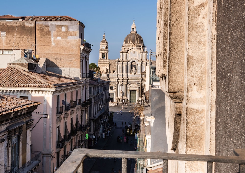La Perla del Duomo With Terrace by Wonderful Italy