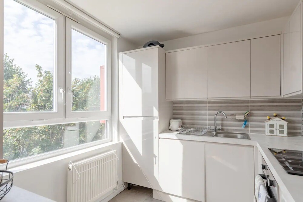 Cosy 3 Bedroom Flat in North London