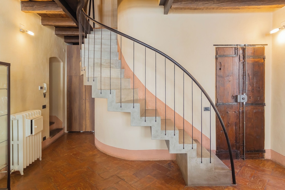 Antiche Mura by Rent all Como