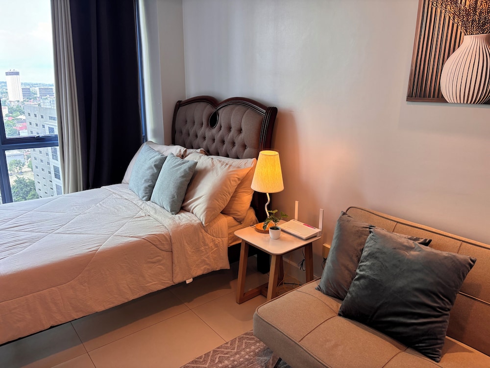 Virgo Nest Rentals - 38th Park Ave, IT Park Cebu - City View