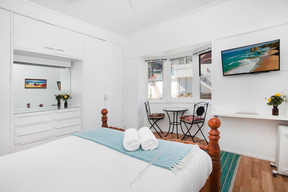 Beach House - Image 3