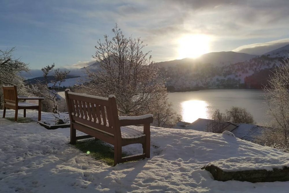 Loch Rannoch Highland Club Lochside Lodge 03