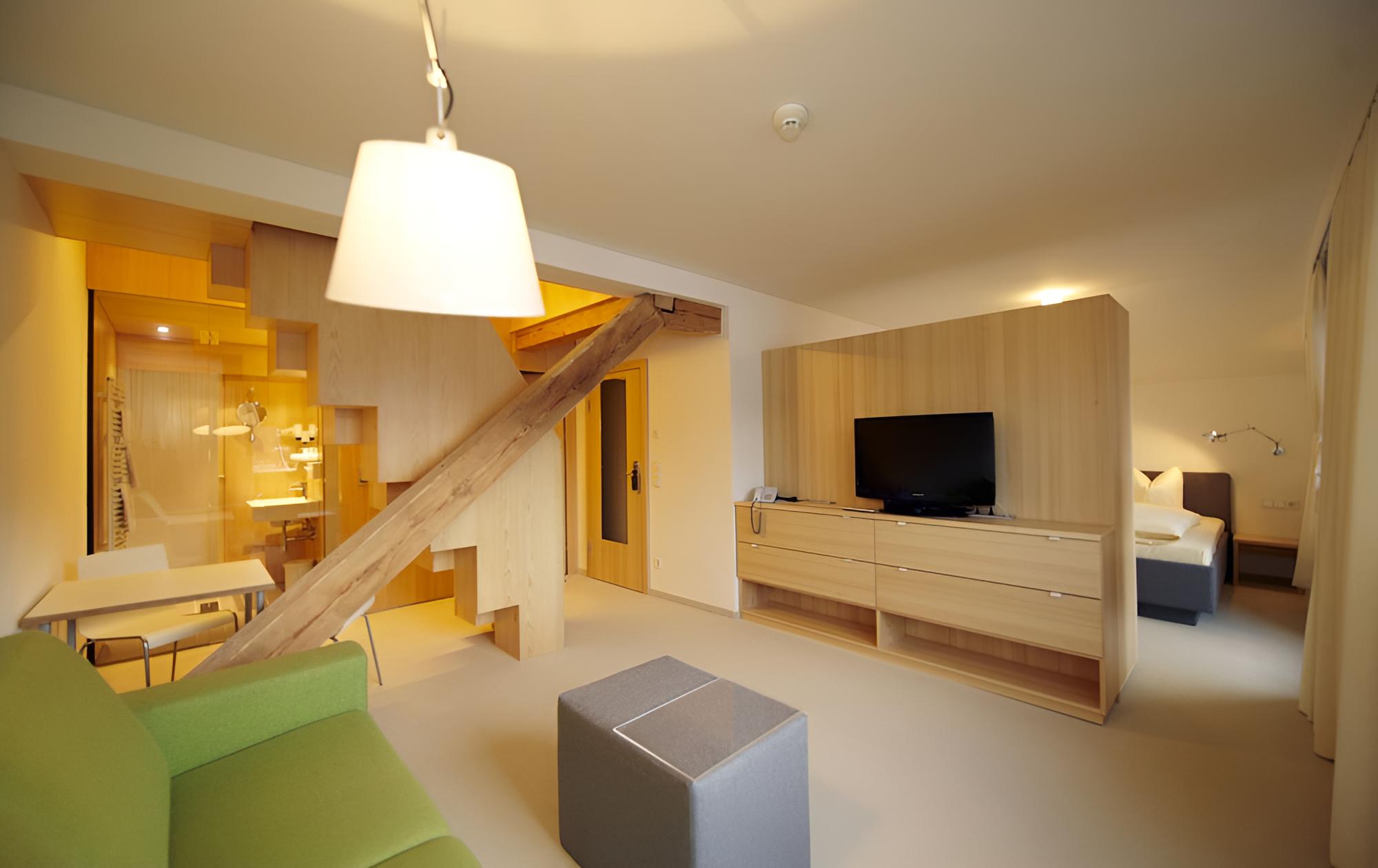 Photo 47