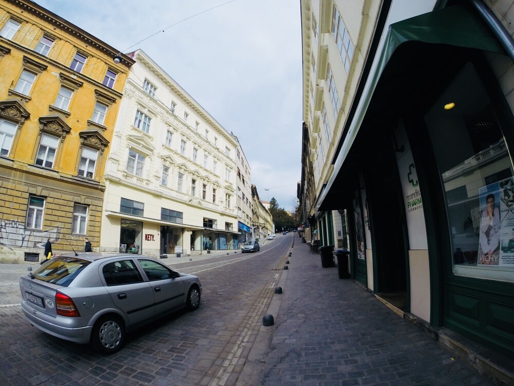 LOVECROATIA - Hostel