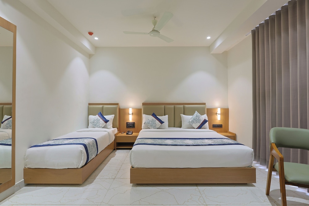 HOTEL SUNSHINE INN