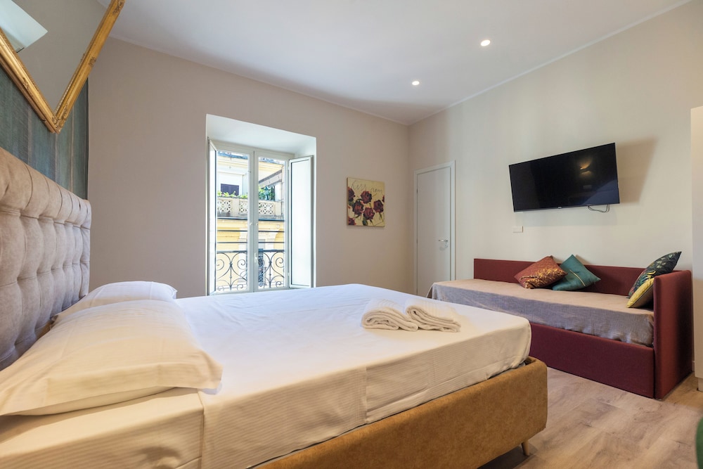 Design 18 Charming Rooms