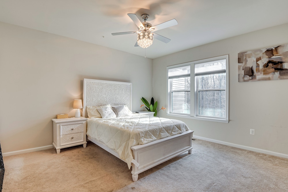 19 Mi to Baltimore: Townhome in Maryland City