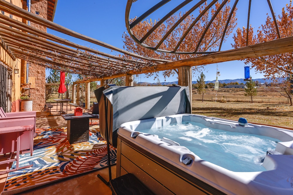 Cortez Retreat w/ Hot Tub - 11 mi to Mesa Verde! view 5