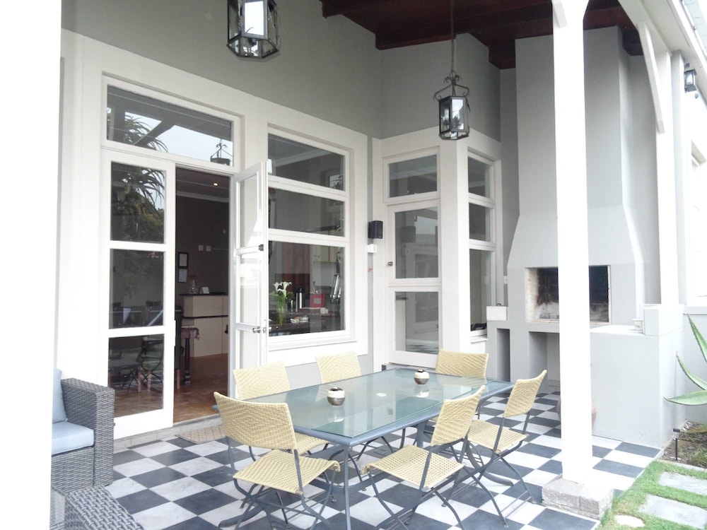 1932 House