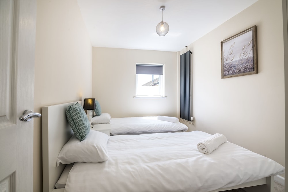 The Cwtch - 3 Bedroom - Pentlepoir view 5