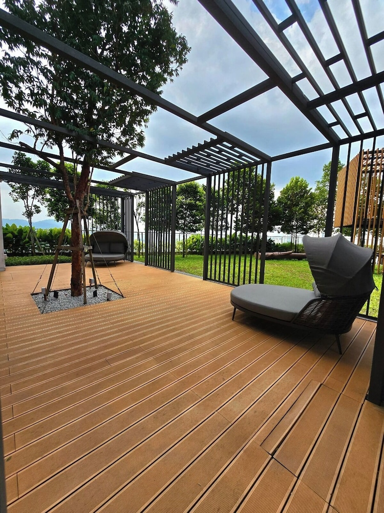 Damansara Seresta