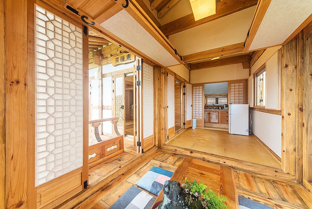 Canopus Resort Pension