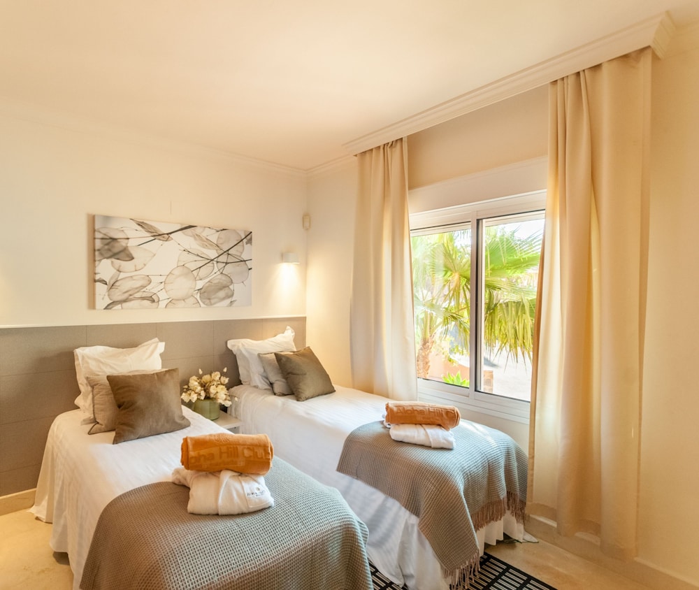 Marbella Vacations - Aloha Hill Club Golf Spa Apartments - Property Image 38