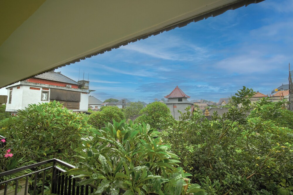 Shana Homestay by EPS