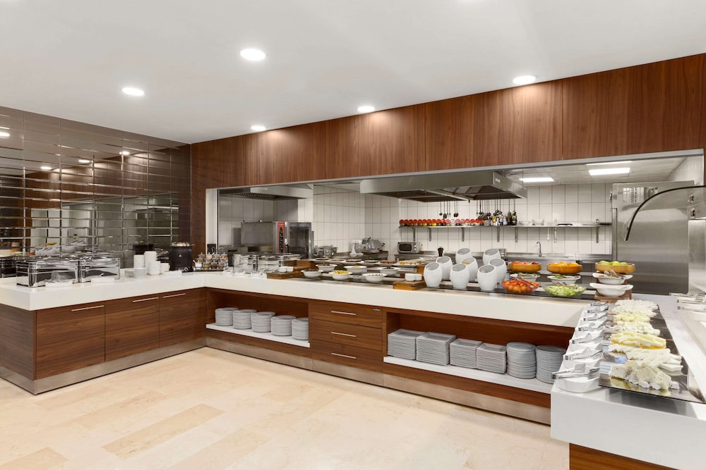 Ramada Encore by Wyndham İstanbul Kartal - Image 13