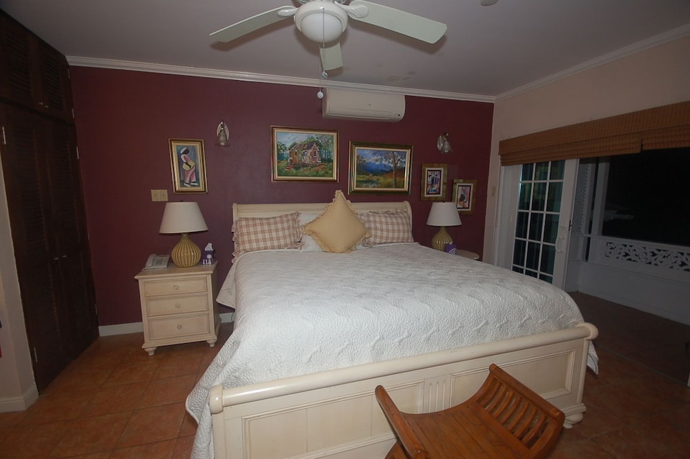 San Bar 6BR by Jamaican Treasures