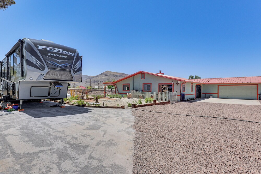 Walk to State Park: Secluded Retreat in Las Cruces