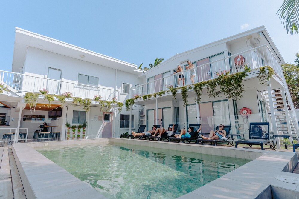 Surf Inn Boutique Backpackers