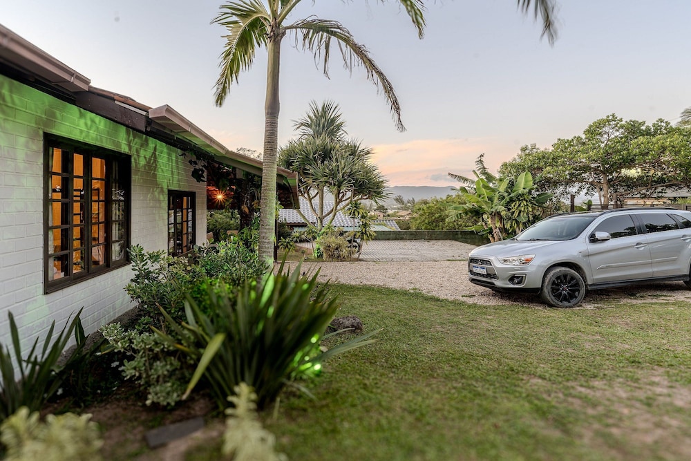 Casas Valley Design - Praia do Rosa - SC