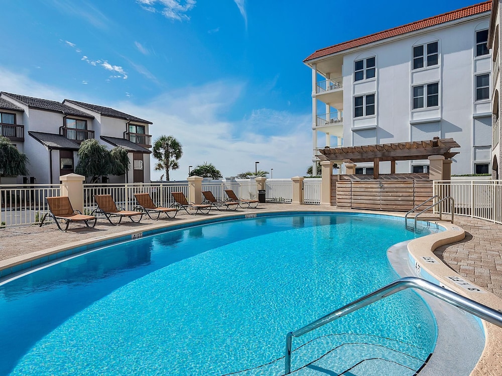 Dune Villas 6A