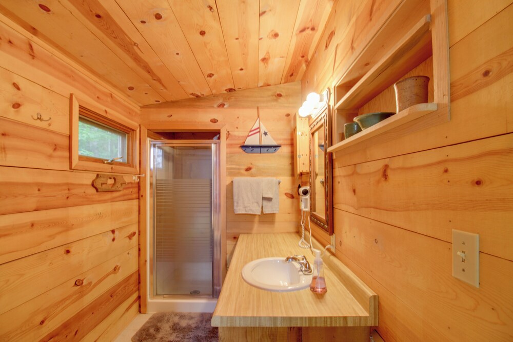 Quiet Deer River Cabin w/ Dock + Lake View!