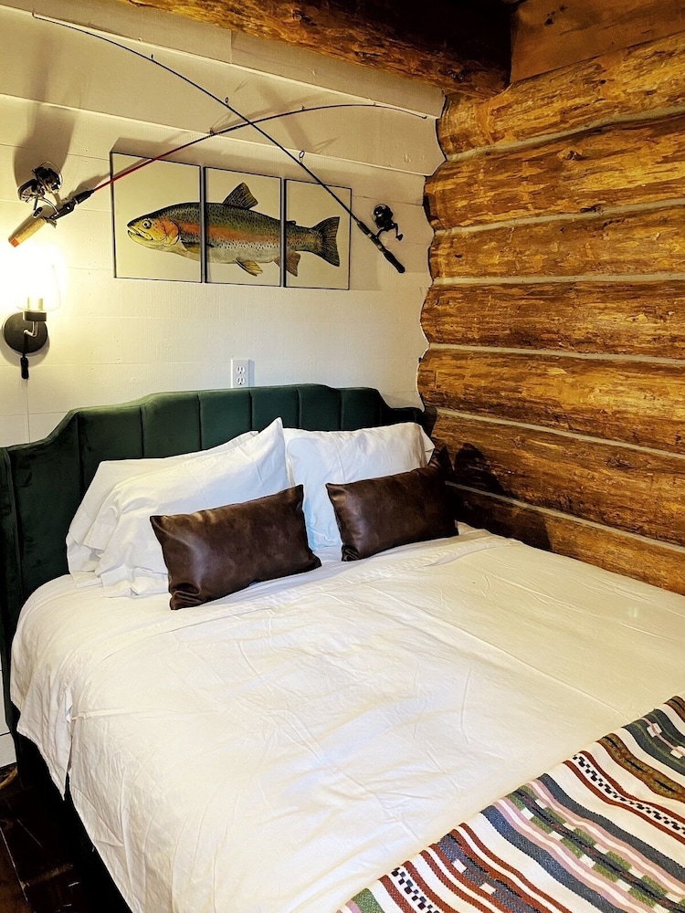 Drummond Island Resort
