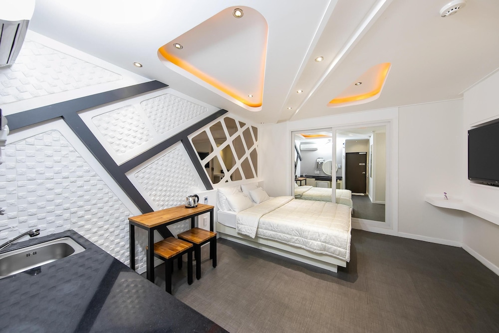 hotel room