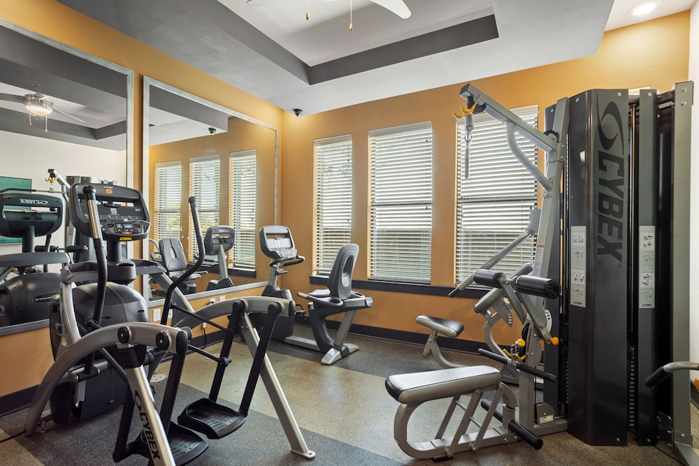 White Rock Lakewood Hideaway Pet-friendly Pool