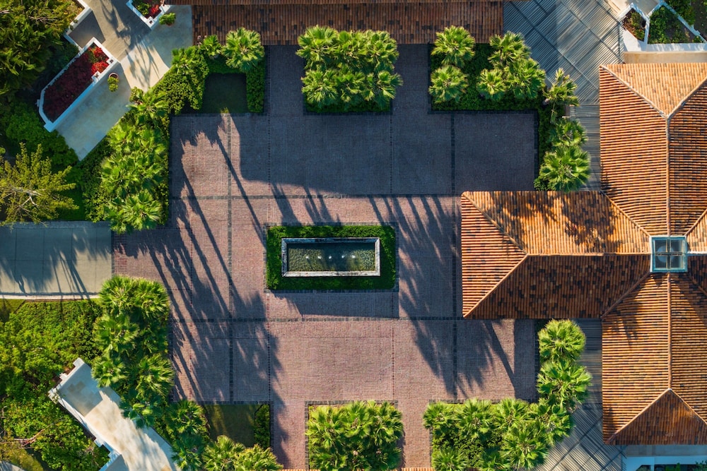 Riviera Nayarit Vacations - The St. Regis Punta Mita Resort - Property Image 4