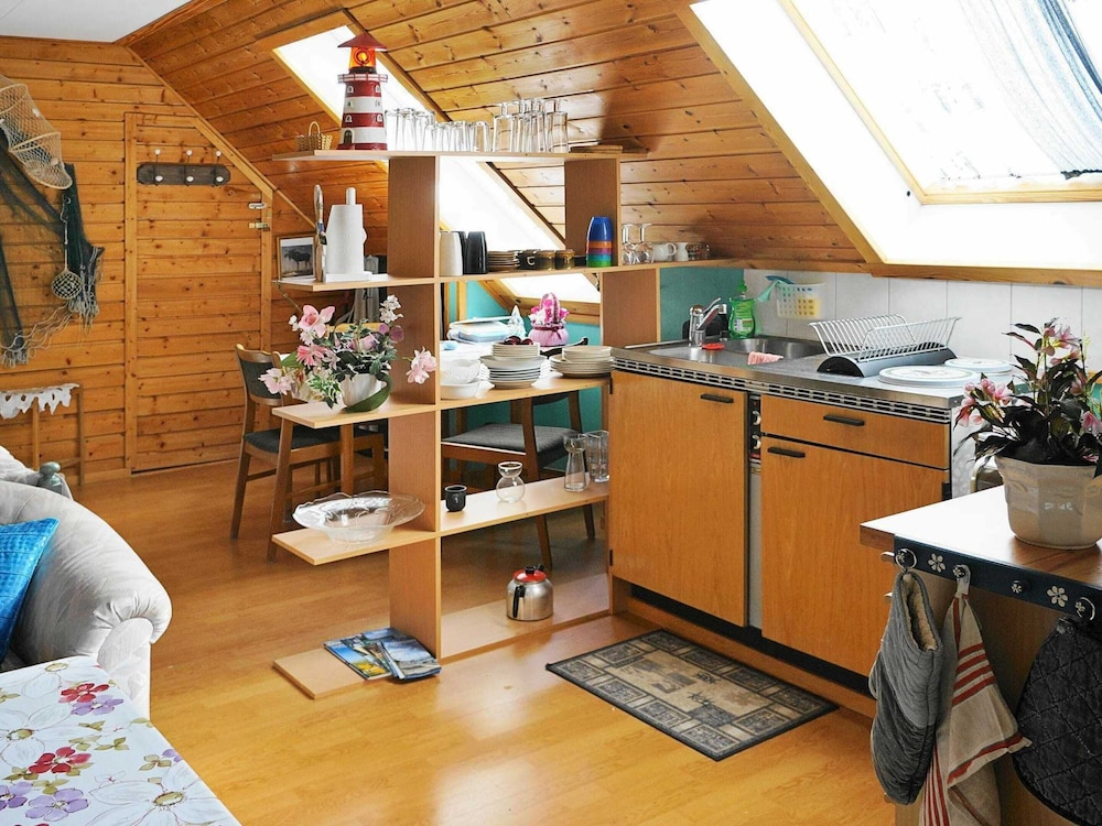 6 Person Holiday Home in Askeron-by Traum