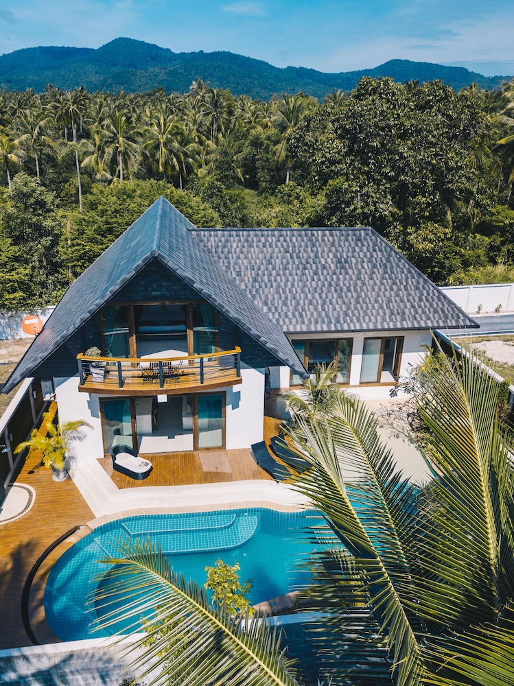 Coco Lilly Villas
