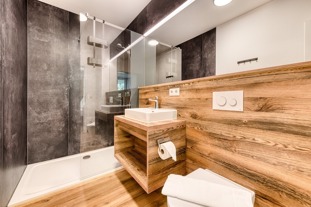 Brandnerhus Nr 23 - Balkon 3-zimmer Ferienwohnung