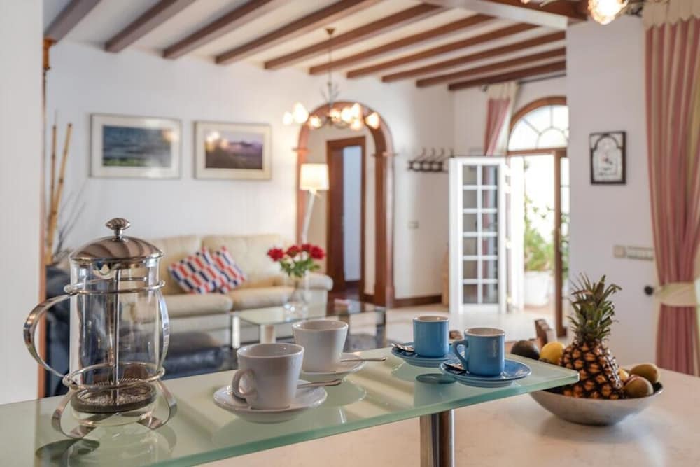 Bayside Concha House Beachfront Oasis With Heated Pool