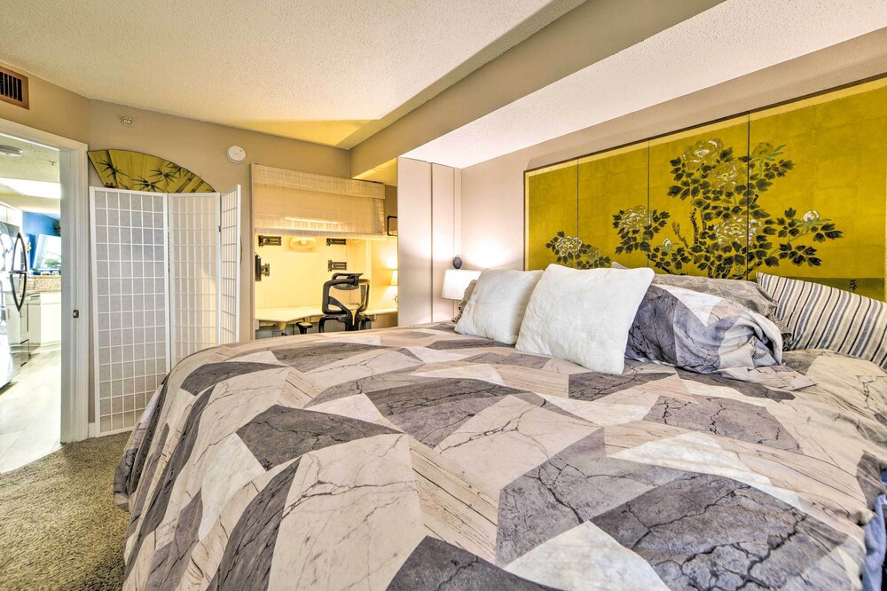 Conway Vacations - Condo w/ 2 Pools  Hot Tub in North Myrtle Beach! - Property Image 4