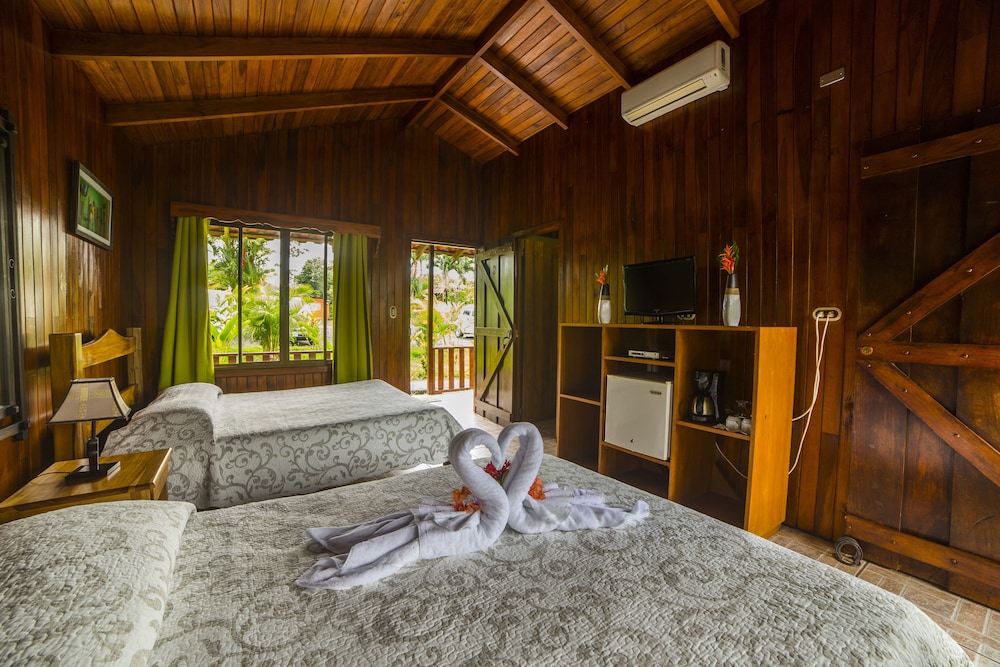 Hotel Rancho Cerro Azul
