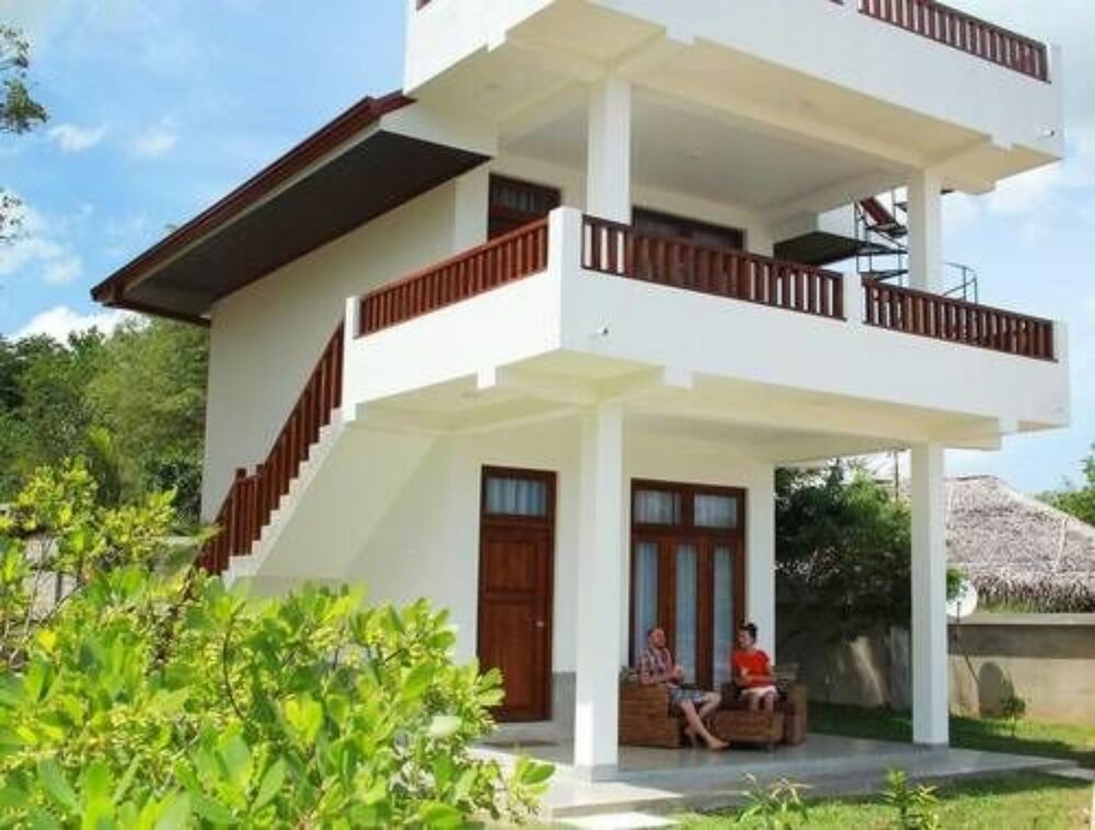 Hideaway Lodge