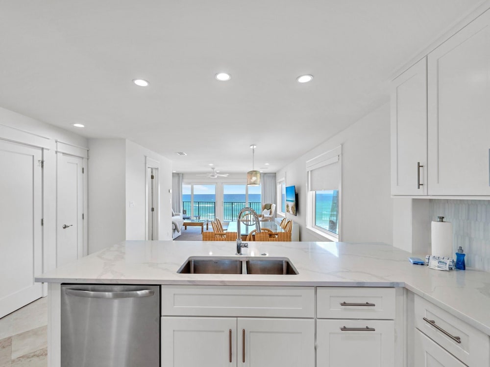 Blue Mountain Beach Villas 5A